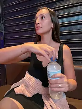 BelleRune online show from 03-25-26, 09:54