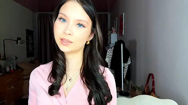 EmmaJonse online show from 11-15-25, 11:51