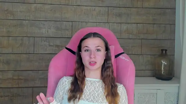 KristinaBellini online show from 11-29-25, 05:16