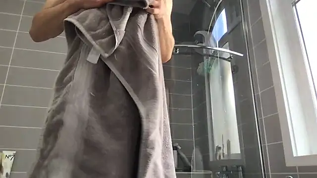 boyinsocks online show from 04-28-26, 07:46