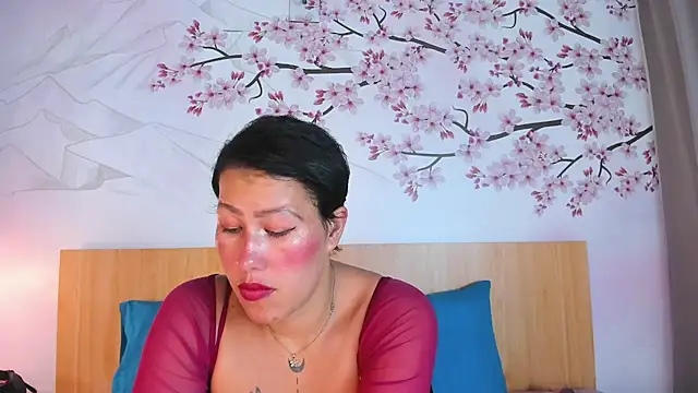 Snapshot of Laura_Torress chatting on 07-02-26, 03:06 Laura Torress online show from 07-02-26, 03:06