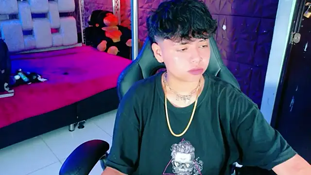 Snapshot of lunabustygirl chatting on 02-03-26, 04:32 lunabustygirl online show from 02-03-26, 04:32