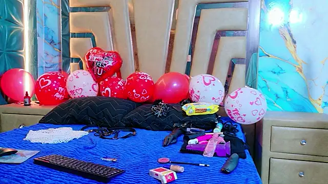 Snapshot of lunabustygirl chatting on 02-13-26, 08:16 lunabustygirl online show from 02-13-26, 08:16