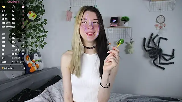 Emmie shy online show from 11-19-25, 11:10