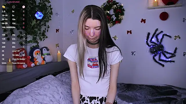 Emmie shy online show from 12-20-25, 01:07