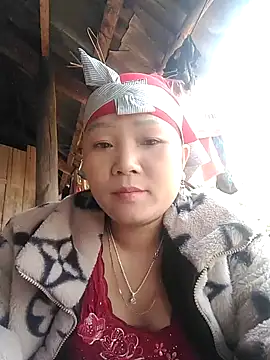 hoami-hot online show from 12-02-25, 02:17