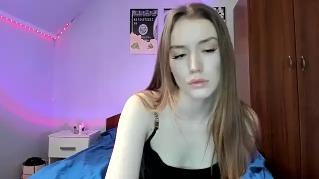 tinyglow online show from 12-15-25, 07:29