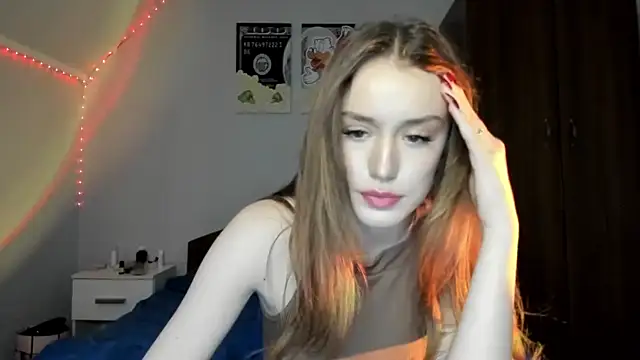 tinyglow online show from 12-17-25, 12:05