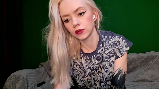 Snapshot of jane-booblegum chatting on 11-30-25, 03:27 jane-booblegum online show from 11-30-25, 03:27