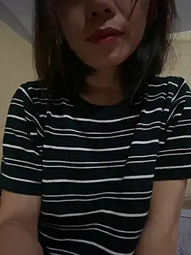 Trangbabylove online show from 07-19-26, 02:59