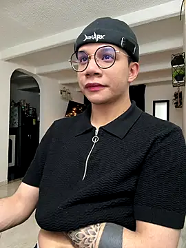 Snapshot of MarcoKostov chatting on 11-22-25, 02:43 MarcoKostov online show from 11-22-25, 02:43