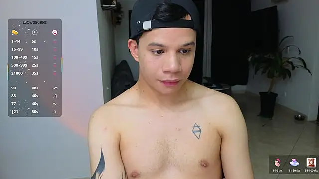 Snapshot of MarcoKostov chatting on 03-11-26, 03:45 MarcoKostov online show from 03-11-26, 03:45