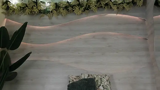 Katrina lex online show from 12-21-25, 12:23