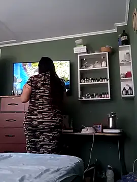 Yovitarica online show from 04-01-26, 01:34