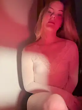 Snapshot of Josefinswe chatting on 11-26-25, 10:22 Josefinswe online show from 11-26-25, 10:22