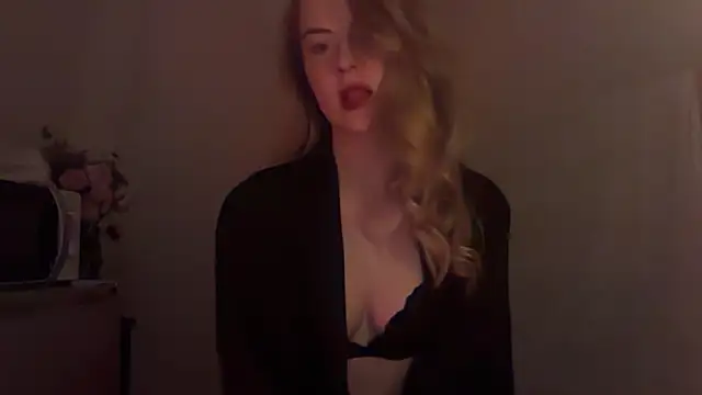 Snapshot of Josefinswe chatting on 02-27-26, 07:47 Josefinswe online show from 02-27-26, 07:47