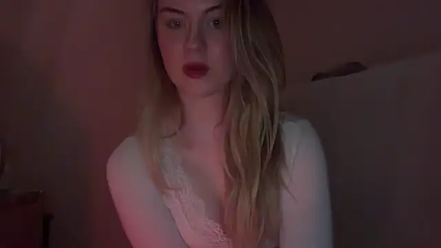 Snapshot of Josefinswe chatting on 03-04-26, 08:15 Josefinswe online show from 03-04-26, 08:15