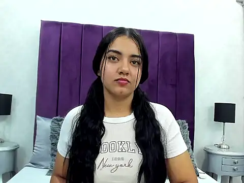 SalomeLee online show from 11-18-25, 11:14