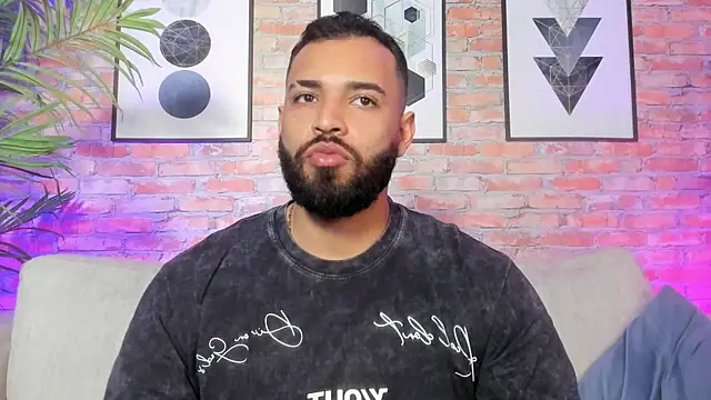 Chris Varden online show from 12-15-25, 07:07