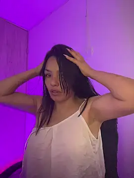 LaraDanverss online show from 12-15-25, 07:23