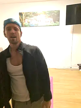 Mystery Mark online show from 12-01-25, 06:24