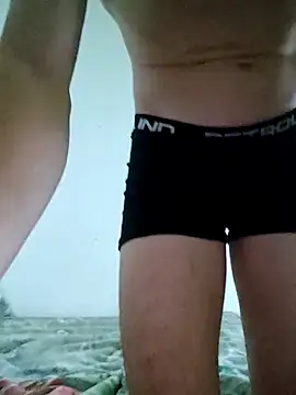 Snapshot of Xavimh13 chatting on 11-18-25, 09:08 Xavimh13 online show from 11-18-25, 09:08