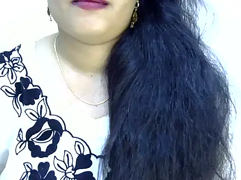 Muskan Jha online show from 05-07-26, 02:33