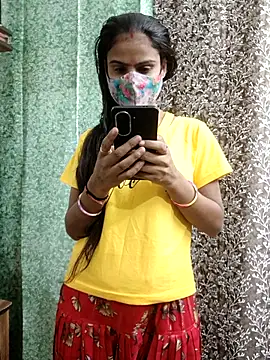 Snapshot of Muskan_12thh chatting on 11-17-25, 05:57 Muskan 12thh online show from 11-17-25, 05:57