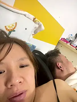 yiyi0316 online show from 11-29-25, 06:33