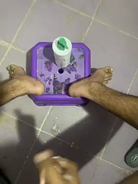 Snapshot of yassssst chatting on 01-12-26, 03:39 yassssst online show from 01-12-26, 03:39