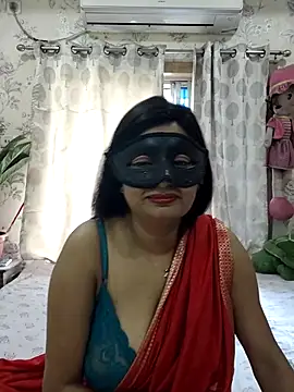 Cute-richa1 online show from 04-09-26, 05:07