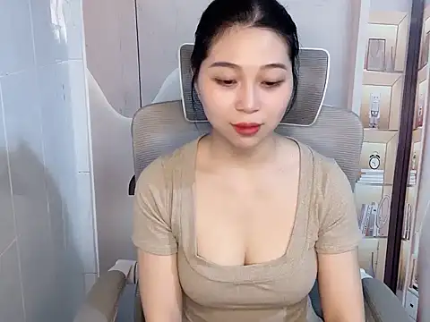 Lousii online show from 04-16-26, 02:07