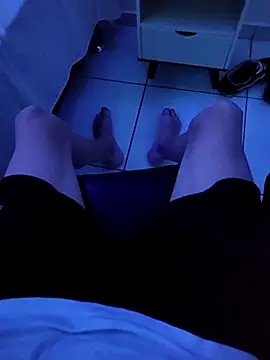 bnnzin online show from 11-30-25, 05:44