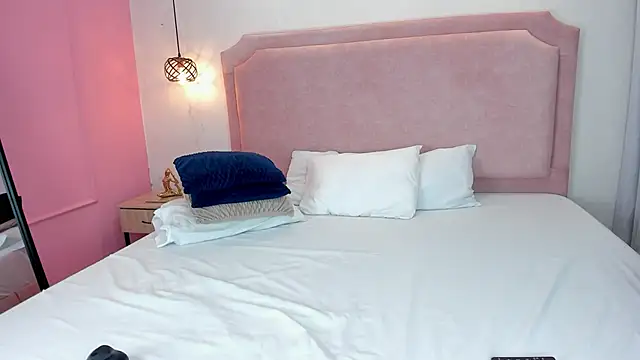 LunnaSinclair online show from 01-07-26, 01:57