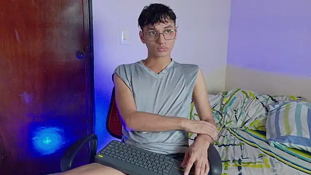 andrew dann online show from 12-21-25, 07:10