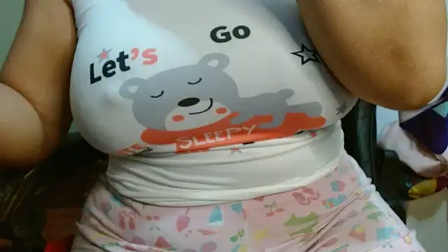Snapshot of DiivaMarii chatting on 06-27-26, 12:55 DiivaMarii online show from 06-27-26, 12:55