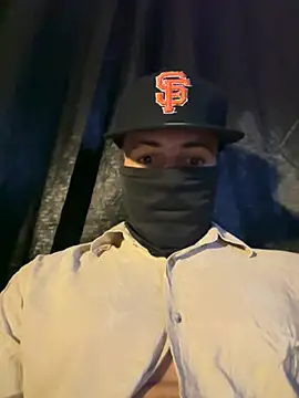 Snapshot of Perverzo124 chatting on 01-09-26, 01:30 Perverzo124 online show from 01-09-26, 01:30