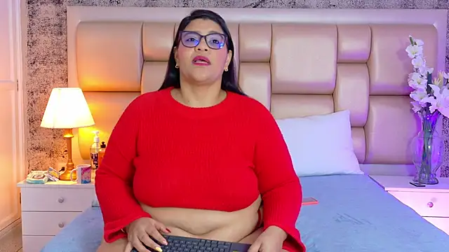 SelennaCooper online show from 04-04-26, 11:51