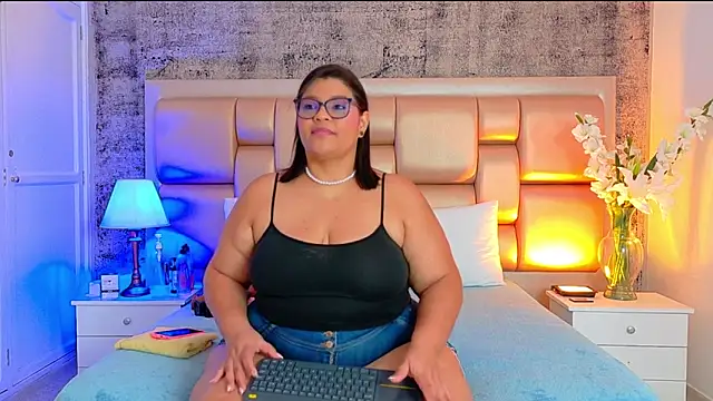 SelennaCooper online show from 07-08-26, 12:20
