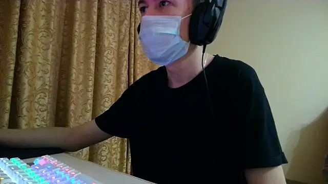 Snapshot of dr_pipirkin chatting on 11-17-25, 03:12 dr pipirkin online show from 11-17-25, 03:12