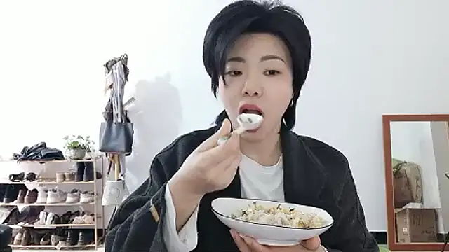 adele8731 online show from 12-17-25, 02:28