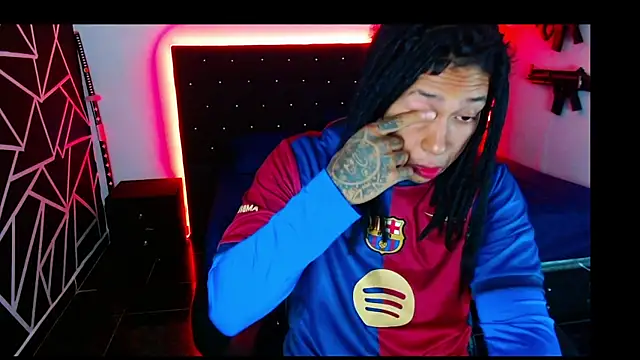 Zero-X9 online show from 11-22-25, 01:04