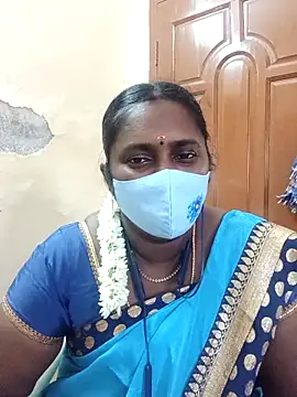Snapshot of Tamil_Ranjini chatting on 04-13-26, 08:53 Tamil Ranjini online show from 04-13-26, 08:53