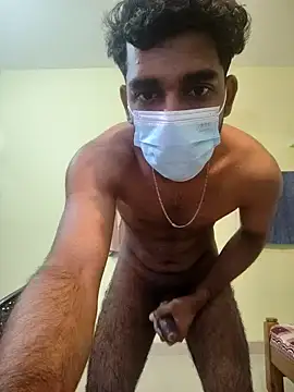 Yournextdoorboy online show from 11-17-25, 01:33