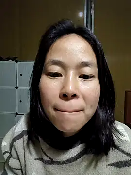 Snapshot of Cat-meow chatting on 01-16-26, 02:04 Cat-meow online show from 01-16-26, 02:04