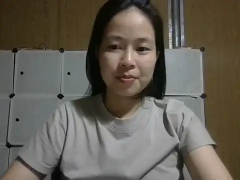 Snapshot of Cat-meow chatting on 06-07-26, 02:32 Cat-meow online show from 06-07-26, 02:32