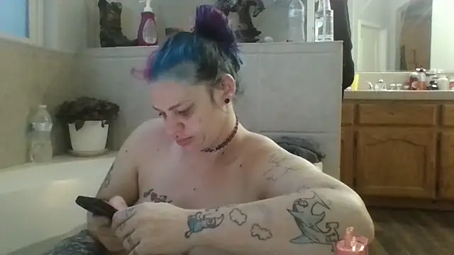 Snapshot of anitabonghit chatting on 04-10-26, 01:27 anitabonghit online show from 04-10-26, 01:27