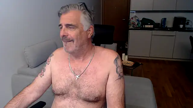 Buidapest online show from 11-19-25, 09:20