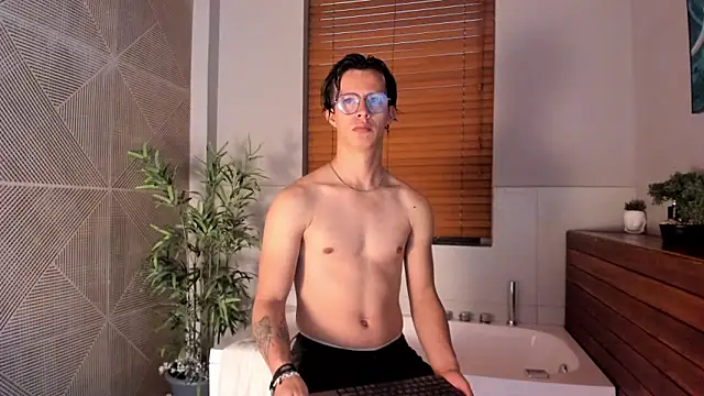 Brandon starkk online show from 12-20-25, 11:28