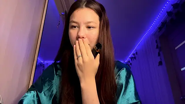 CutieSlim online show from 11-26-25, 09:10